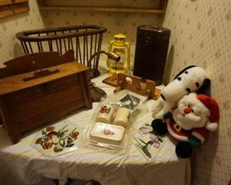 Snoopy, Santa, magazine rack, decor, lantern