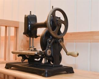 Antique Manual Sewing Machine