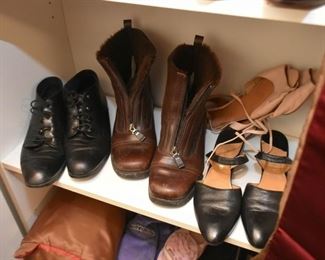 Women's Shoes & Boots