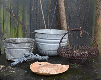 Galvanized Tubs, Metal Garden Basket Planter, Garden Decor 
