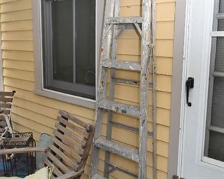 Aluminum A-Frame Ladder