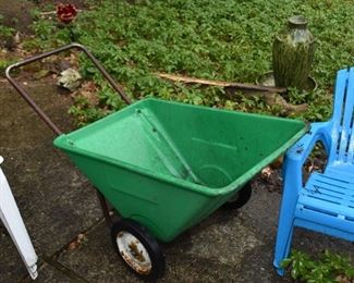 Wheelbarrow / Garden Cart