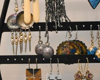 Costume Jewelry - Earrings