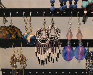 Costume Jewelry - Earrings