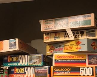 VINTAGE PUZZLES GAMES AND TOYS