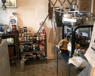 full laundry room pantry 