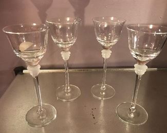 $10.00  Set of 4 liqueur glasses with frosted decoration on stem.  