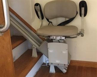 Staircase chair lift