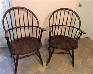 Pair of Windsor armchairs https://ctbids.com/#!/description/share/343158