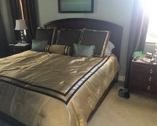 King Size Lexington bed and 2 matching 3 drawer night stands