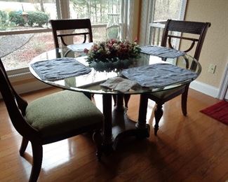 glass dining table w/4 chairs