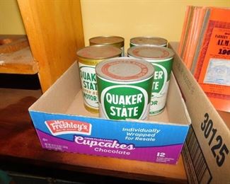 Metal Quaker State Oil Cans