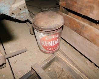 Old Kendall Grease Can