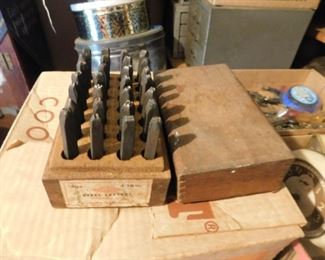 Old Letter Punch Set