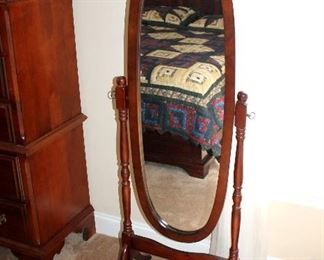 Dressing mirror