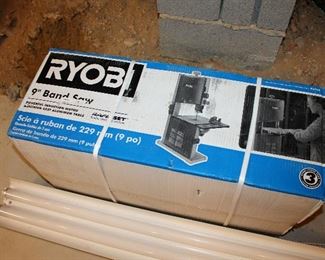 Ryobi 9" band saw - new in box!