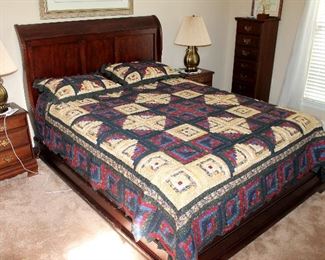 #7 - Queen Bed with Tempur-Pedic Adjustable Mattress