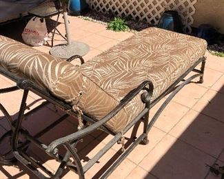 Wonderful Chaise - iron