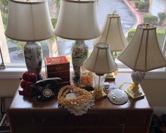 Great lamps - and wooden trunks