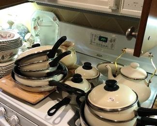 Full set of Spanish high end cooking pans