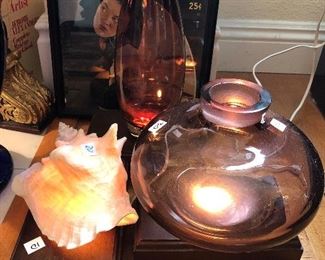 wood boxes that light up shells or glassware