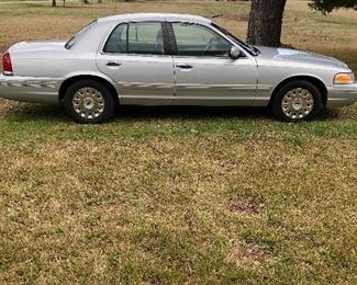 Super clean 2003 Ford Crown Victoria with 40007 miles on the odometer.... one owner and owner worked in Ford service department!!!