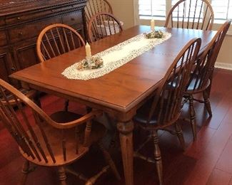 Dining room set with 6 chairs
