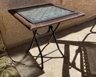 Outdoor Wicker glass side table	18x18x18	HxWxD

