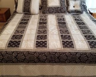 Croscill 7 Pc King Comforter Set