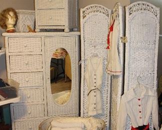 Wicker bedroom set