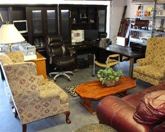 Great office desks, chairs and equipment