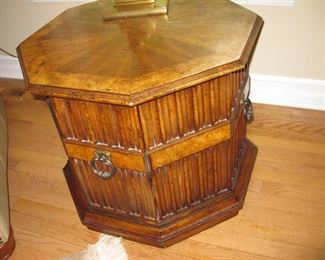 $5.00, 22"T x 27"W, Octagon table