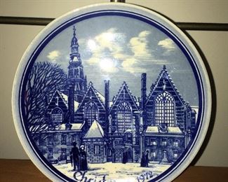 Delft Christmas plate (1972)