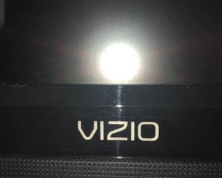 Vizio 42" flatscreen tv