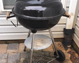 Charcoal grill