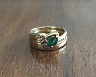 Emerald and diamond ring