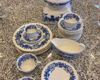 Wedgwood Bramble soup tureen, square serving dish, cups  saucers, gravy boat, lunch plates, cups, dinner plates, demitasse cup and saucer