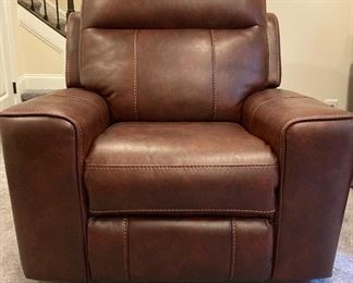 Haverty Banner recliner (pair) - electronic