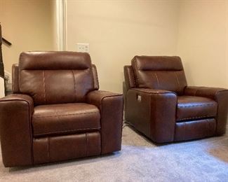 Alternate view of recliners