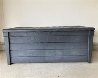 Keter patio trunk/deck box