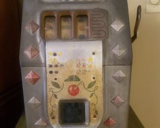 1930s mills 5 cent slot machine "works"