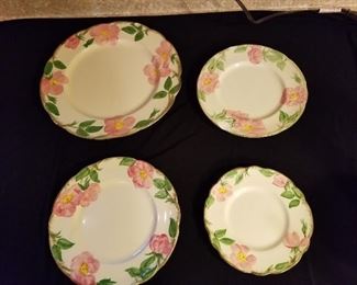 FRANCISCAN EARTHENWARE DISHES