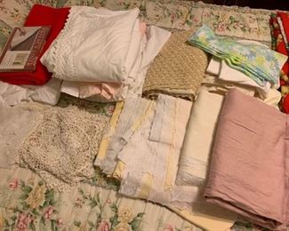 Lot of Various Linens