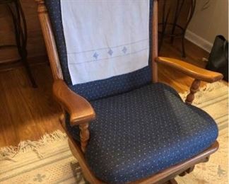 Oak Glider