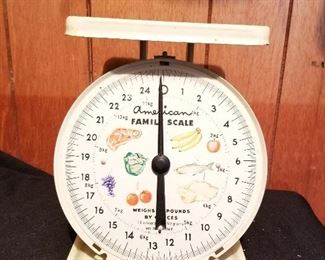 Vintage American Family Food Scale