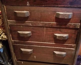 Vintage Chest of Drawers