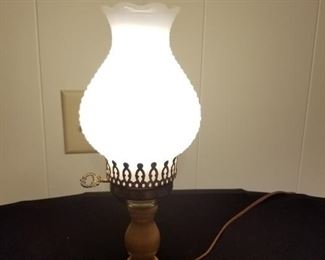 Vintage MILKGLASS Hobnail Electric Lamp
