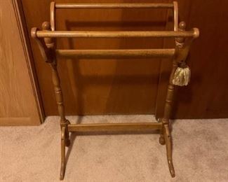 Wooden Quilt Rack