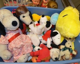 Peanuts Snoopy plush toys