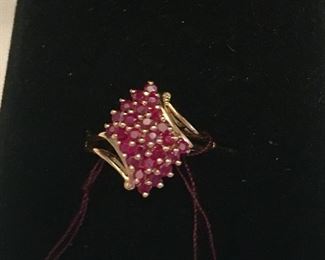 14k gold ruby ring $165.